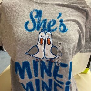 Disney parks finding Nemo seagull shirt new